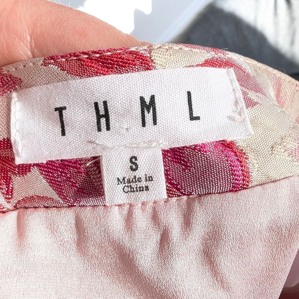 THML Rose brocade metalic shine pink skirt size Small - Picture 6 of 6